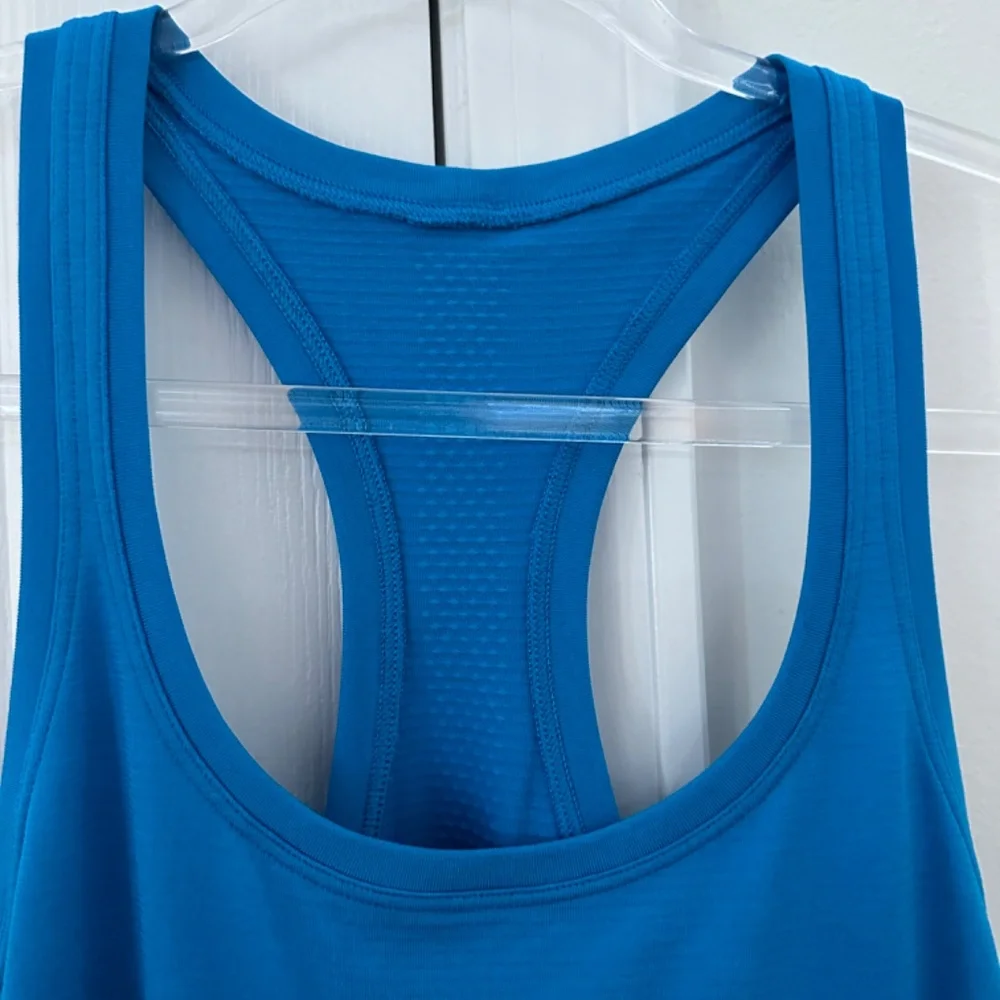 Poolside Swiftly Tech Racerback Size 6 - Picture 6 of 8